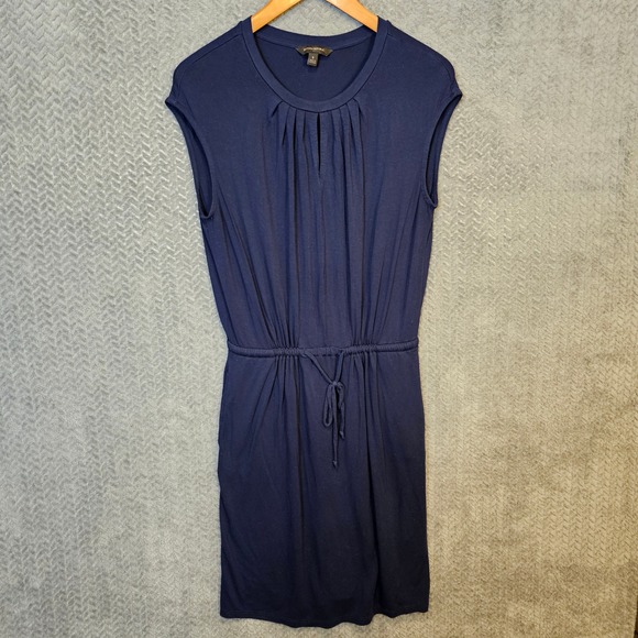 Banana Republic Dresses & Skirts - Banana Republic Navy Blue Pleated Keyhole Drawstring Waist Knit Dress Small